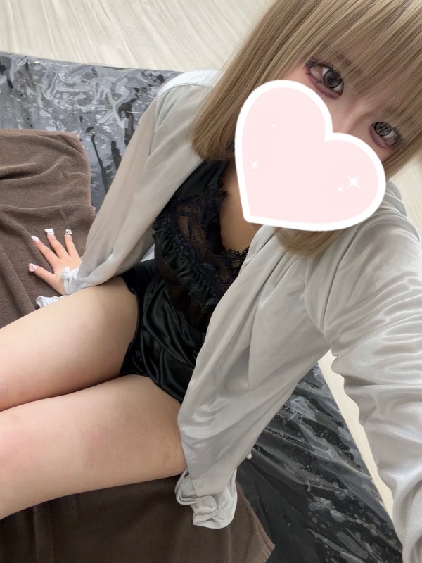 石川 れなの写真1枚目